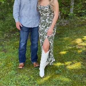 Hello Molly green midi dress